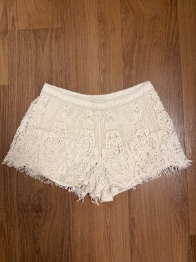 Mossimo Supply Co. Cream Crochet Lace Women's Shorts